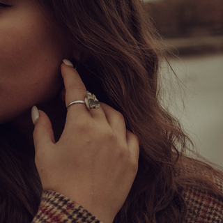 Close-up hair and nails — strength & growth.